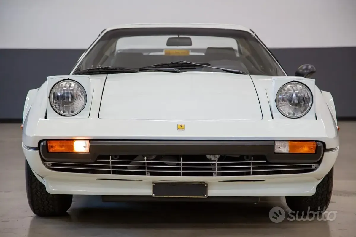 Usata Ferrari 208 155 CV (114 kW) 1982 Bianco Coupé