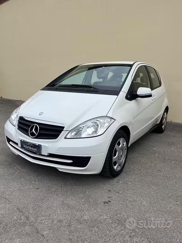 Begagnad Mercedes A160 Edition 95 HK (69 kW) 2009 Vit Sedan