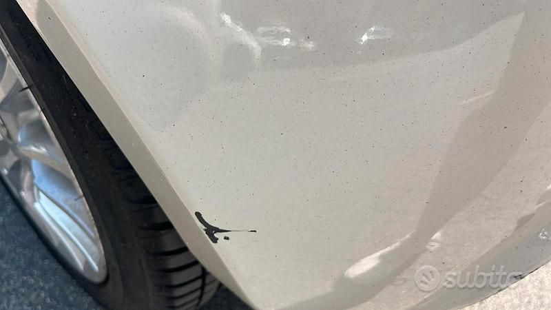 Usata Alfa Romeo MiTo Distinctive 95 CV (69 kW) 2014 Bianco Utilitaria