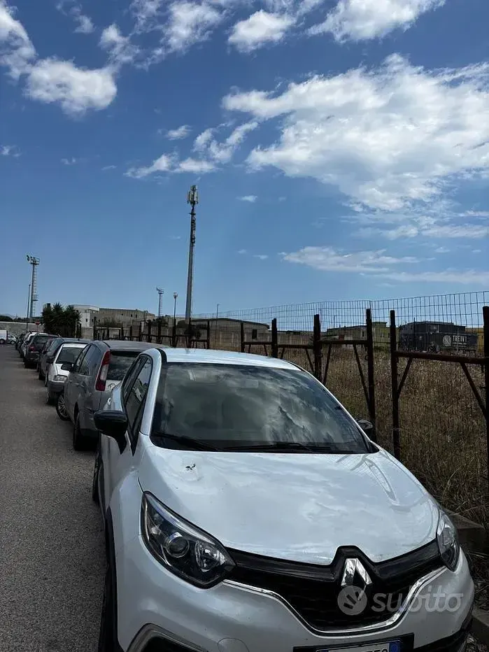 Usata Renault Captur 90 CV (66 kW) 2017 SUV