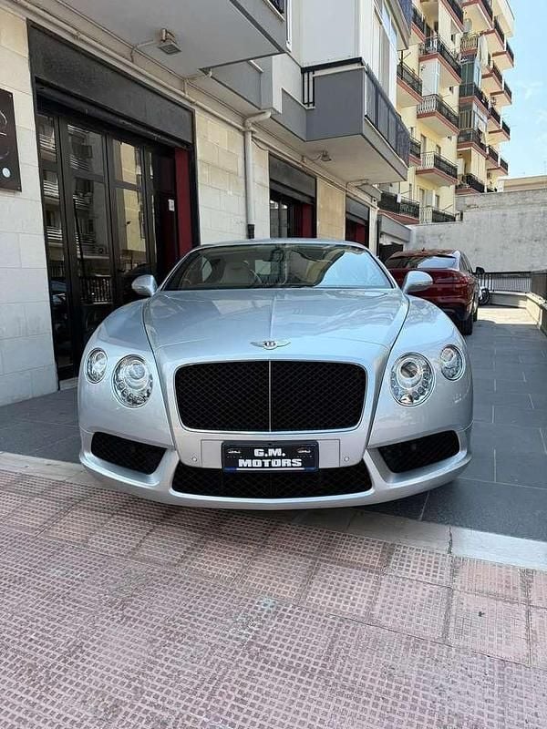 Usata Bentley Continental GT 507 CV (372 kW) 2014 Argento Coupé