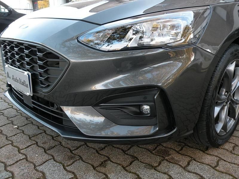 Usata Ford Focus ST-Line 125 CV (91 kW) 2021 Grigio Station wagon