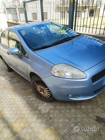 Usata Fiat Grande Punto 80 CV (58 kW) 2007 Utilitaria