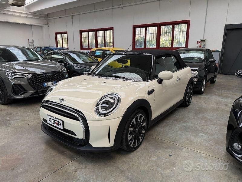 Usata Mini Cooper Cabriolet 136 CV (100 kW) 2021 Bianco Cabrio
