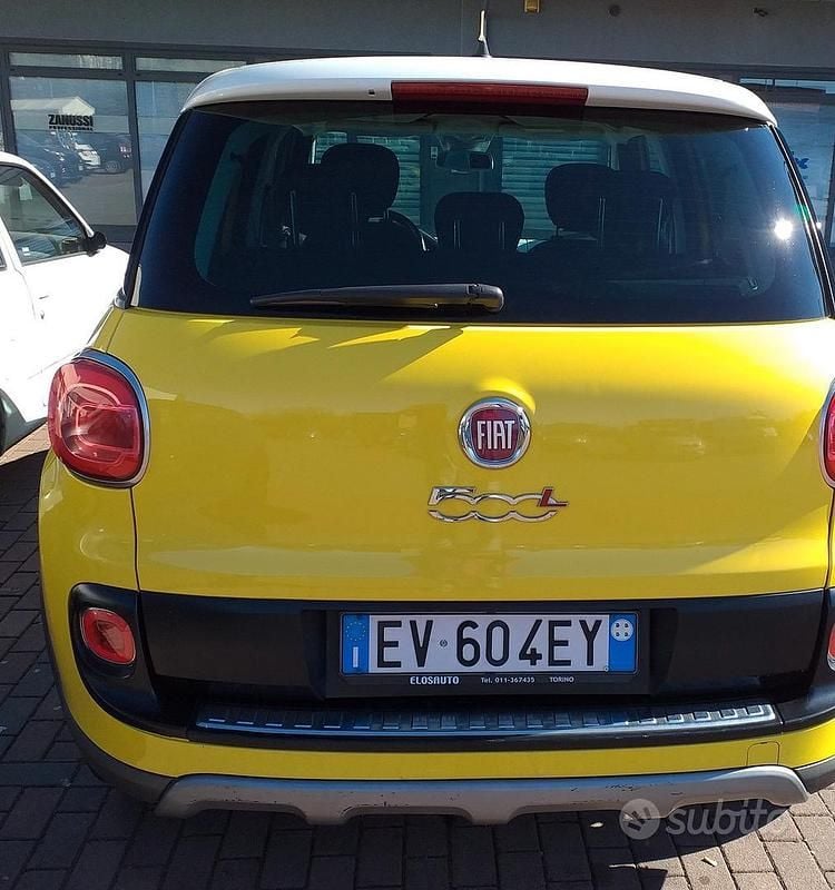 Usata Fiat 500L Trekking 85 CV (62 kW) 2014 Giallo Monovolume