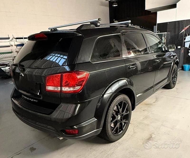 Usata Fiat Freemont 170 CV (125 kW) 2014 Nero SUV