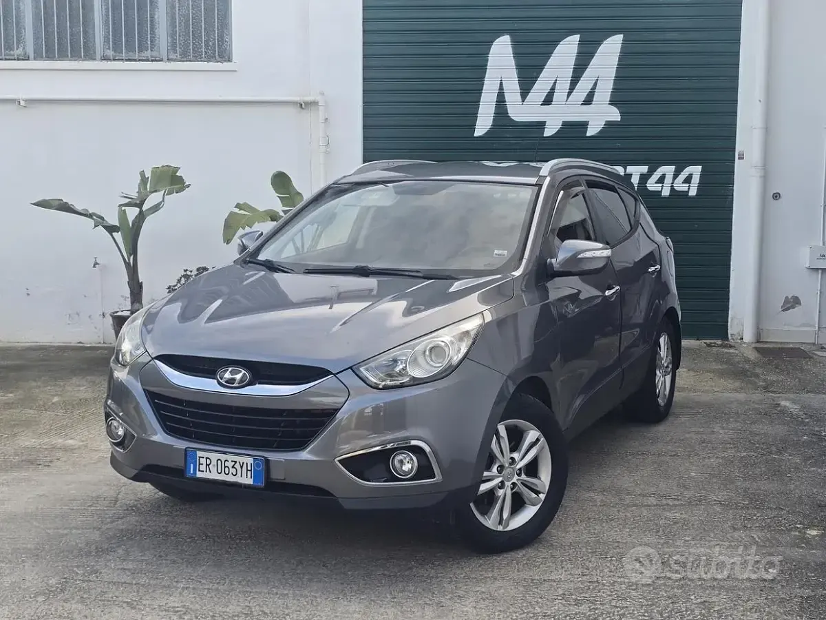 Usata Hyundai ix35 Xpossible 115 CV (84 kW) 2013 Grigio SUV