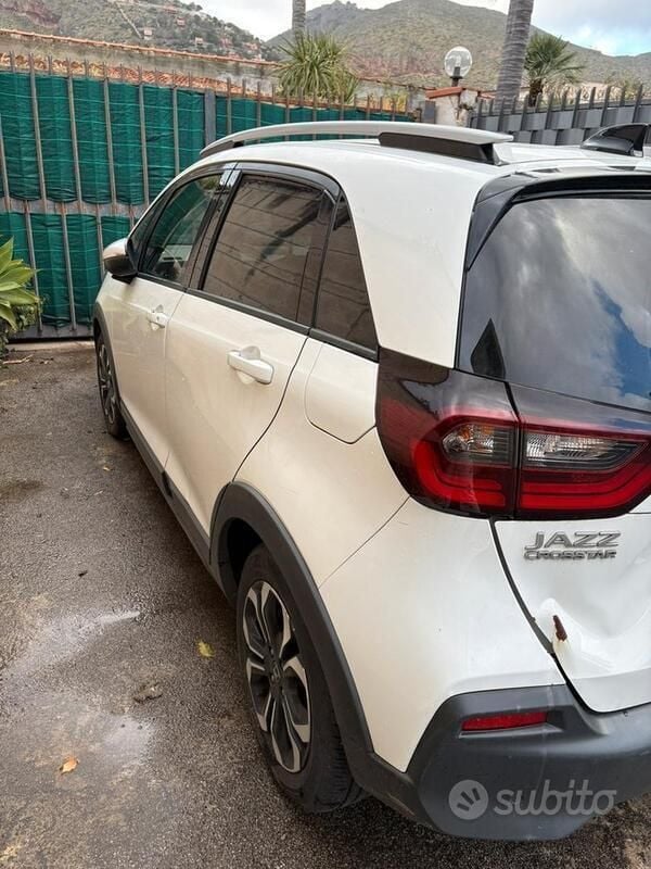 Usata Honda Jazz 98 CV (72 kW) 2021 Bianco Utilitaria