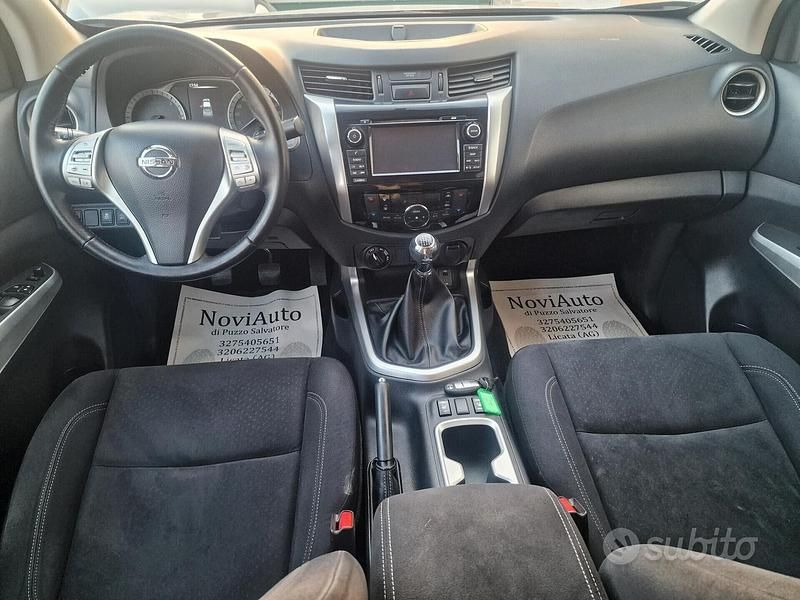 Usata Nissan Navara N-Connecta 190 CV (139 kW) 2019 Marrone Pick-up