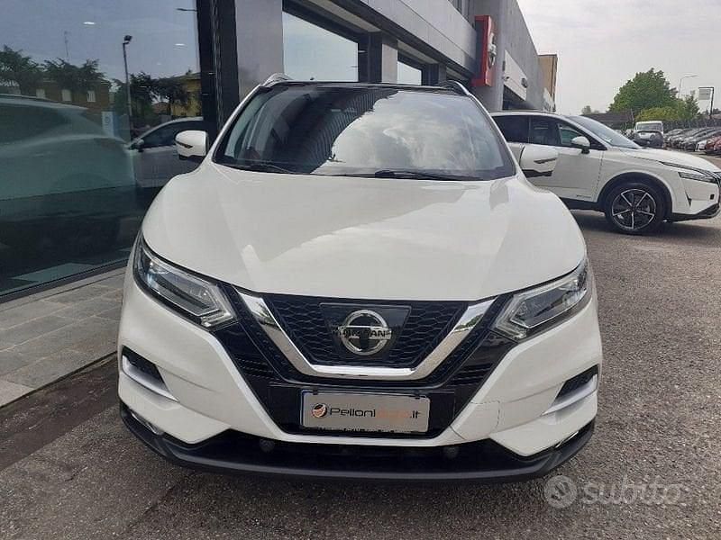 Usata Nissan Qashqai Visia 131 CV (96 kW) 2018 Bianco / perlato SUV