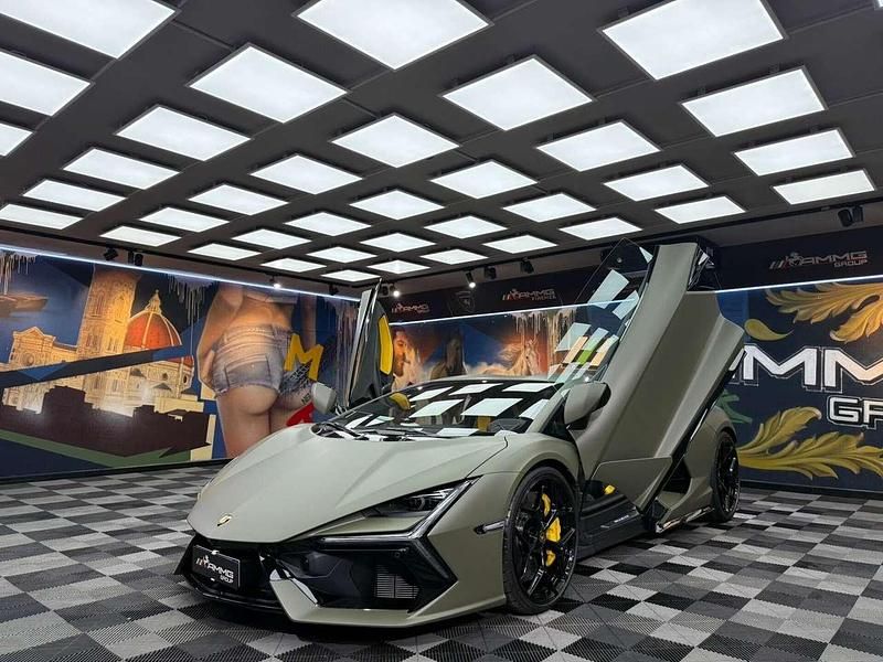 Nuova Lamborghini Revuelto 825 CV (606 kW) 2025 Verde Coupé