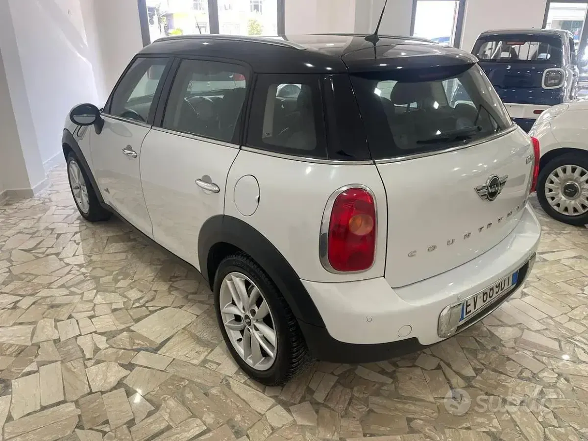 Usata Mini Cooper D Countryman 111 CV (81 kW) 2014 Bianco SUV