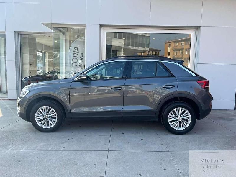Usata VW T-Roc Life 150 CV (110 kW) 2024 Grigio SUV
