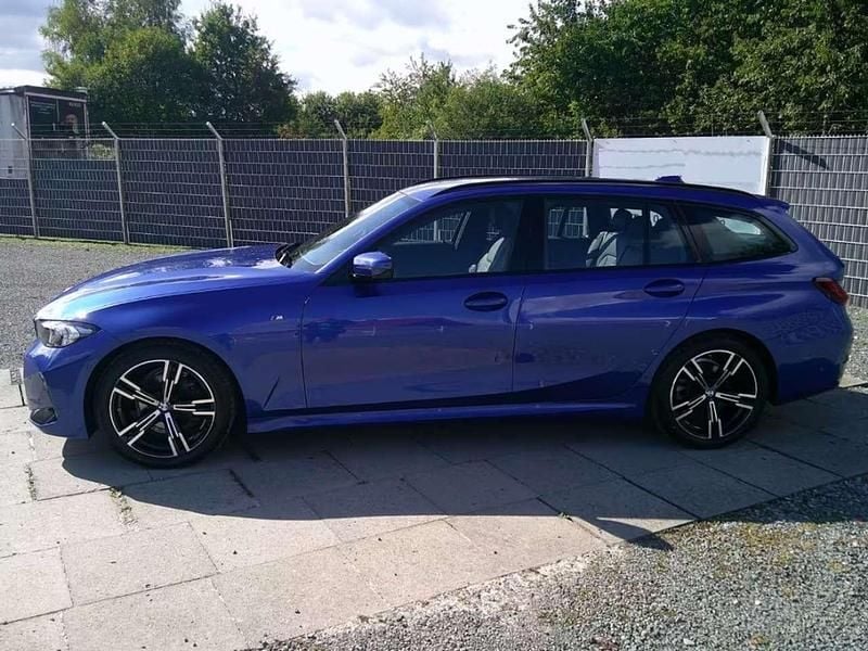 Usata BMW 318 M Sport 150 CV (110 kW) 2024 Portimao blau metallic Station wagon