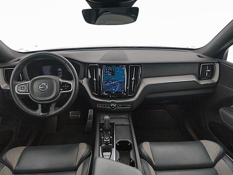 Usata Volvo XC60 Plus 197 CV (144 kW) 2022 Grigio SUV
