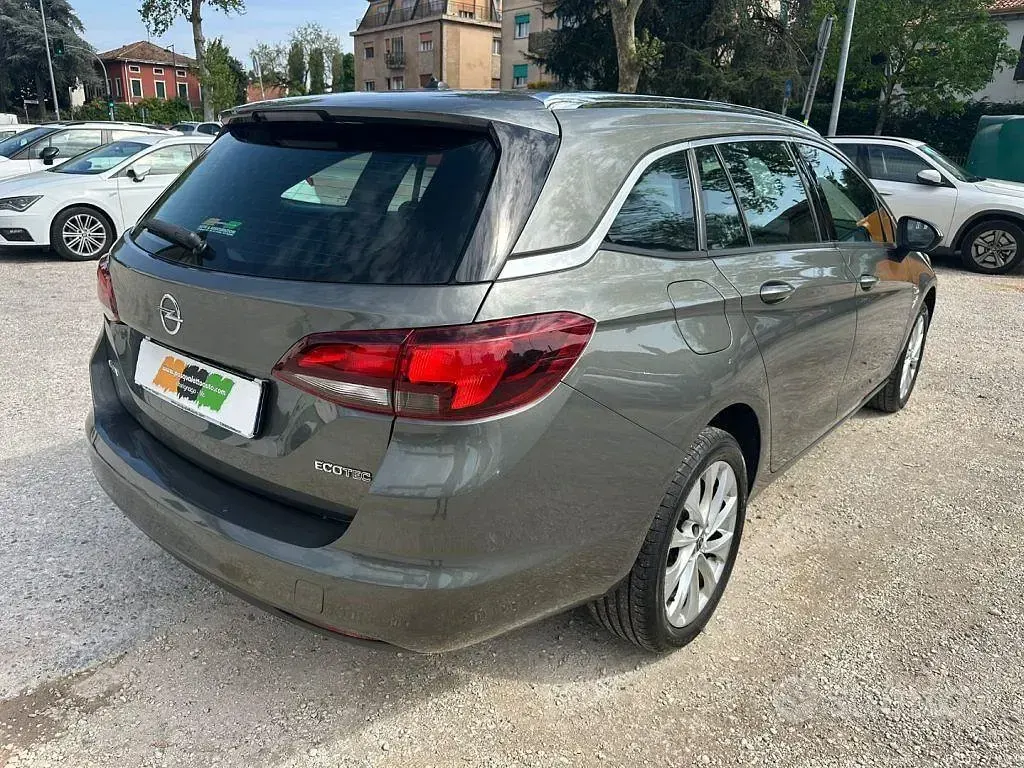 Usata Opel Astra S 110 CV (80 kW) 2018 Grigio Station wagon