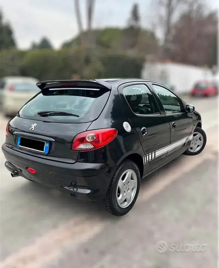Usata Peugeot 206 Sport 60 CV (44 kW) 2004 Nero Berlina