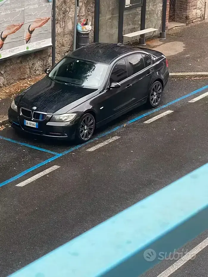 Usata BMW 320 177 CV (130 kW) 2007 Nero Berlina