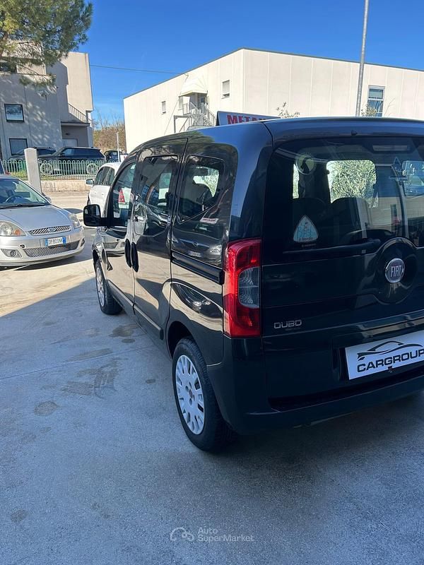 Usata Fiat Qubo Trekking 77 CV (56 kW) 2011 Blu Monovolume
