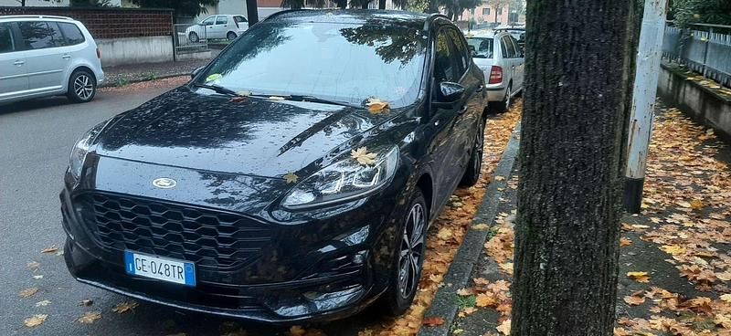 Usata Ford Kuga ST-Line X 224 CV (164 kW) 2021 Nero SUV