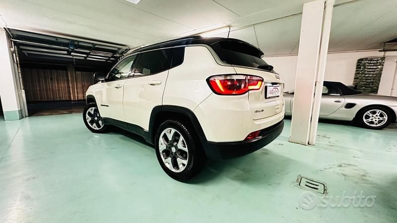 Usata Jeep Compass Limited 140 CV (102 kW) 2019 Beige SUV