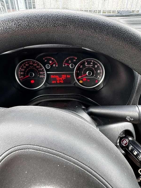 Bianco Usata 2020 Fiat Doblò S Monovolume | 9500 € (Super prezzo) - Immagine 1/4