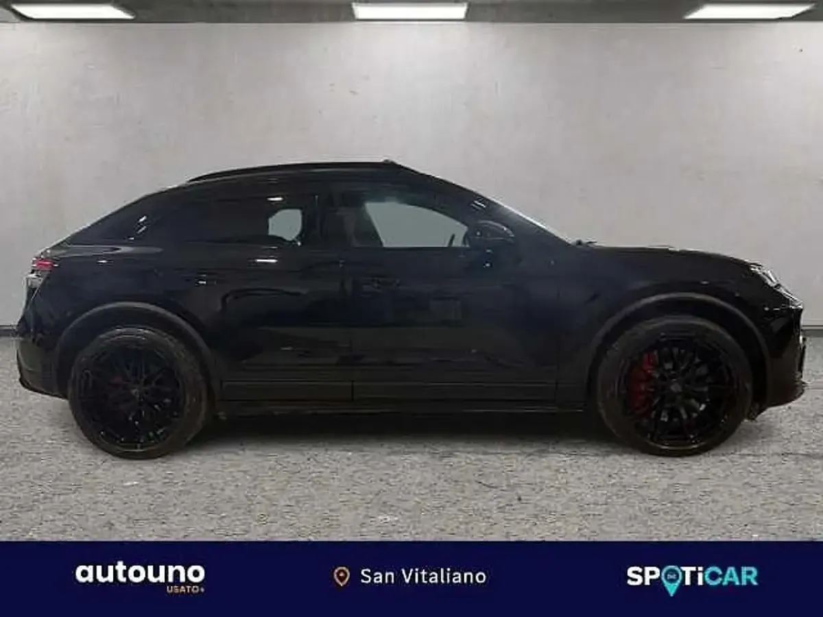 Usata Porsche Macan Turbo 144 kW (197 CV) 2025 Nero SUV