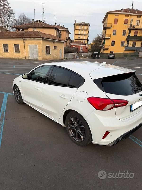 Usata Ford Focus Business Edition 120 CV (88 kW) 2018 Bianco Berlina
