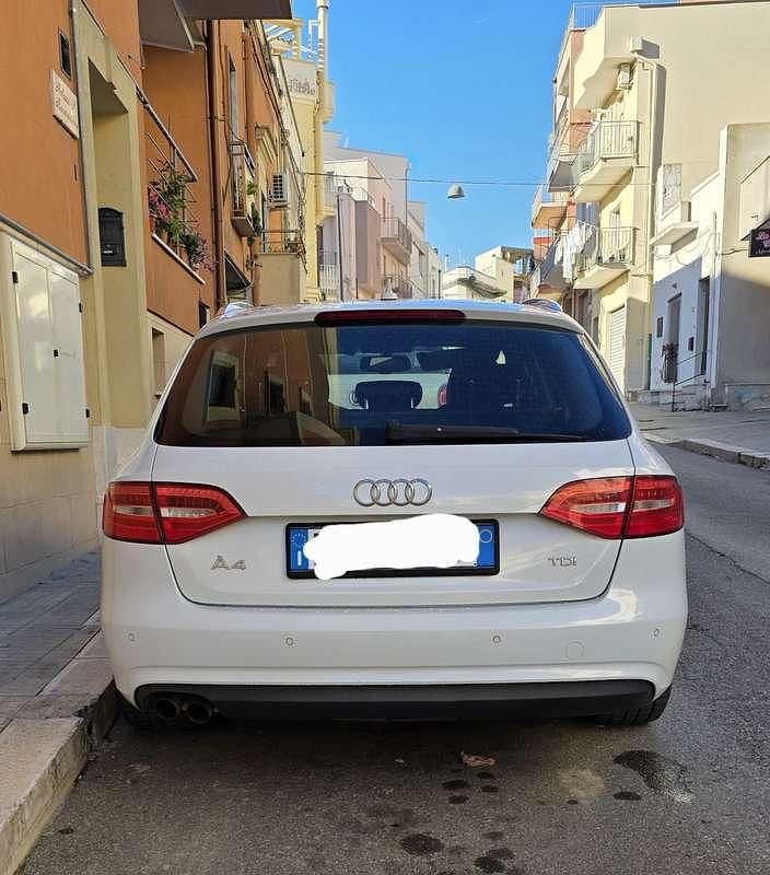 Usata Audi A4 Business 143 CV (105 kW) 2012 Bianco Station wagon