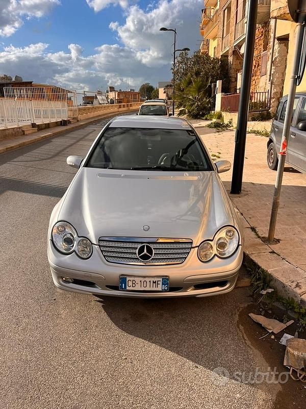 Usata Mercedes C180 2002 Grigio Coupé