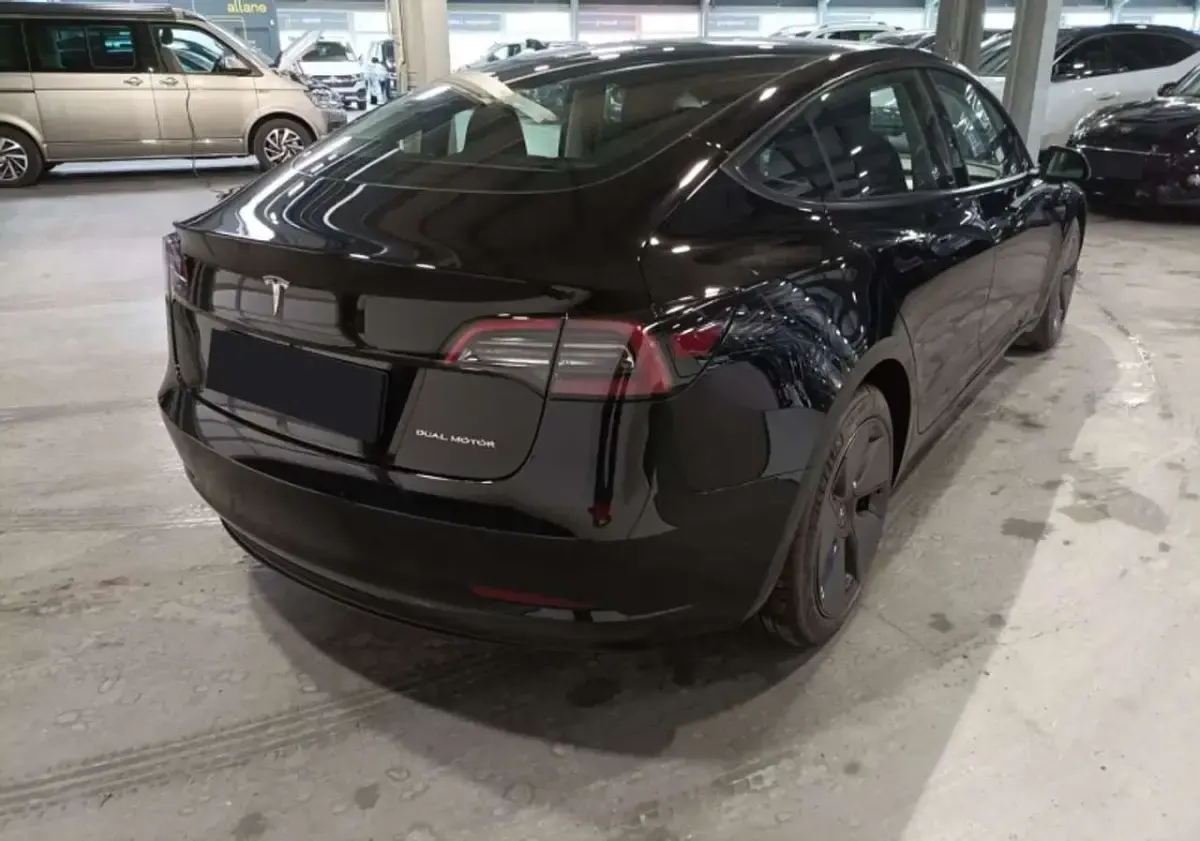 Usata Tesla Model 3 Long Range RWD 88 kW (120 CV) 2023 Nero Berlina