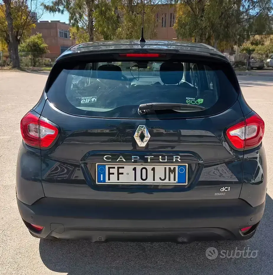 Usata Renault Captur 90 CV (66 kW) 2014 Blu SUV