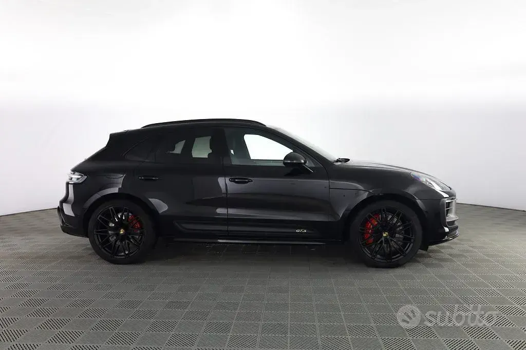 Usata Porsche Macan 441 CV (324 kW) 2021 Nero SUV