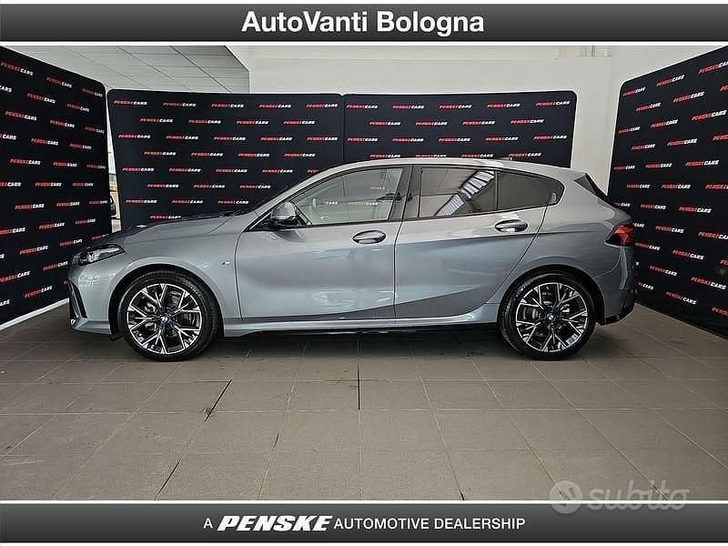 Usata BMW 120 M Sport 170 CV (125 kW) 2025 Grigio Utilitaria