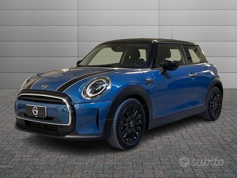 Blu Usata 2021 Mini Cooper Classic Utilitaria | 20.900 € (Buon prezzo) - Immagine 1/4
