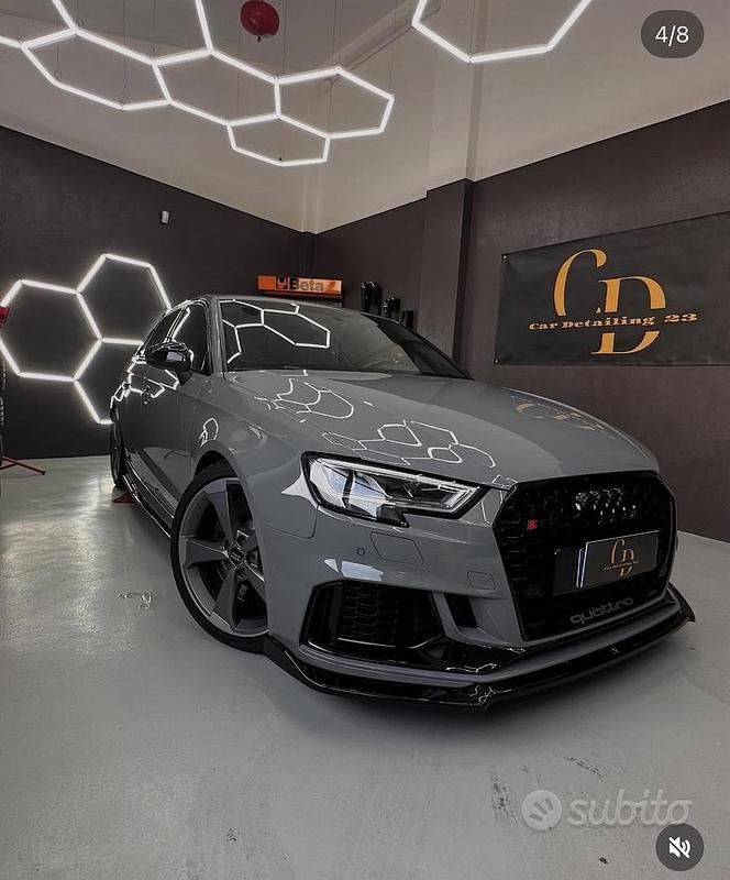 Usata 2019 Audi RS3 Ambiente Tre volumi | 41.000 € (Buon prezzo) - Immagine 1/4