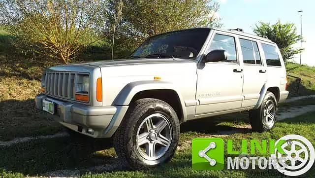 Usata Jeep Cherokee 116 CV (85 kW) 2000 Grigio SUV