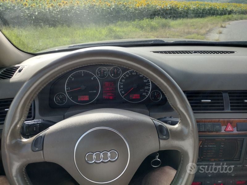 Usata Audi A6 Allroad 180 CV (132 kW) 2005 Blu Station wagon