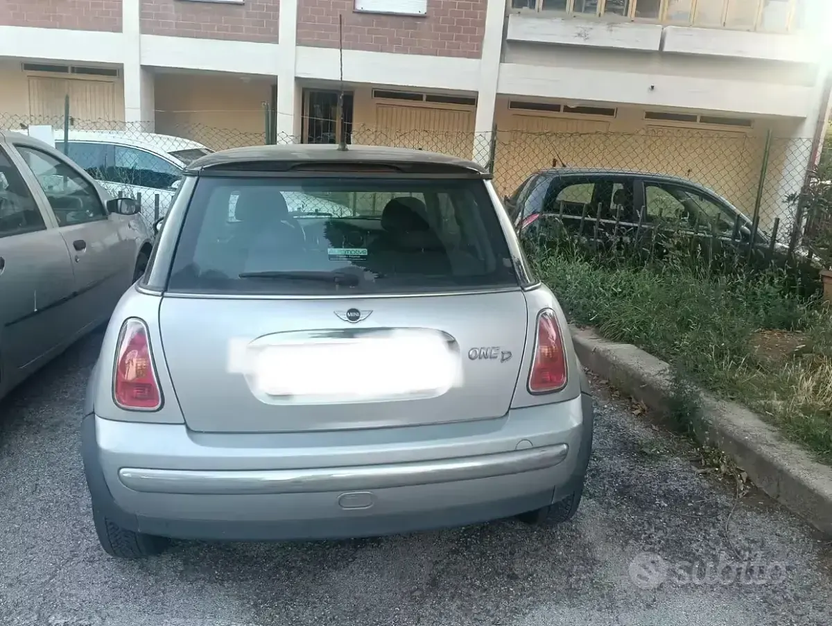 Usata Mini One D 75 CV (55 kW) 2004 Grigio Utilitaria