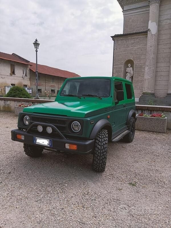 Usata Suzuki Samurai 69 CV (50 kW) 1997 Verde SUV