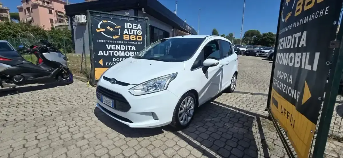 Usata Ford B-MAX Titanium 101 CV (74 kW) 2016 Monovolume
