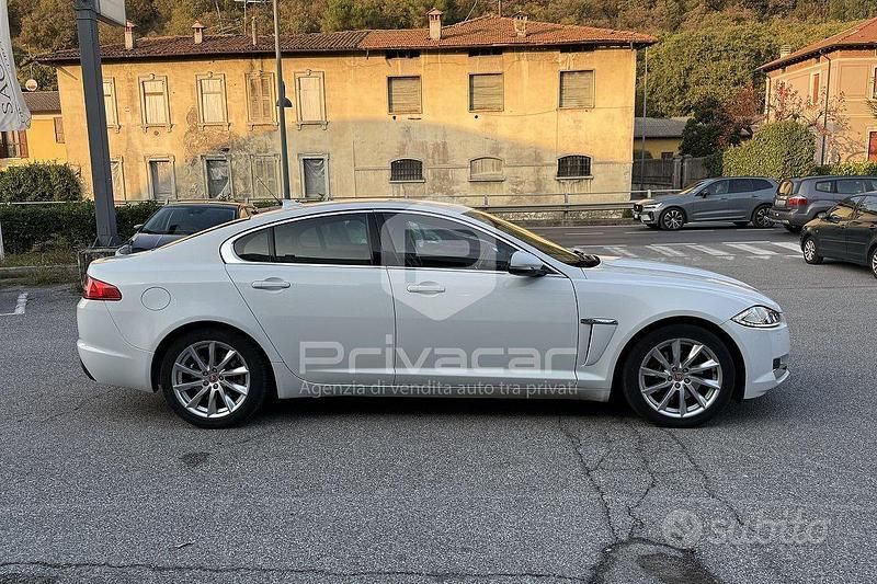 Usata Jaguar XF 163 CV (119 kW) 2013 Bianco Berlina