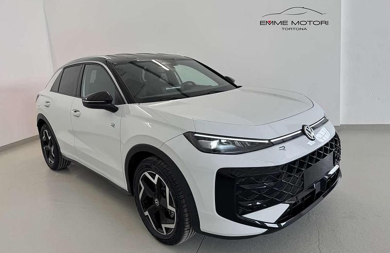 Nuova VW T-Roc R-line 150 CV (110 kW) 2026 Wolf grey met (+810€) SUV