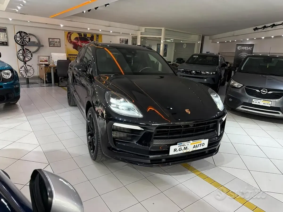 Usata Porsche Macan 441 CV (324 kW) 2023 Nero SUV