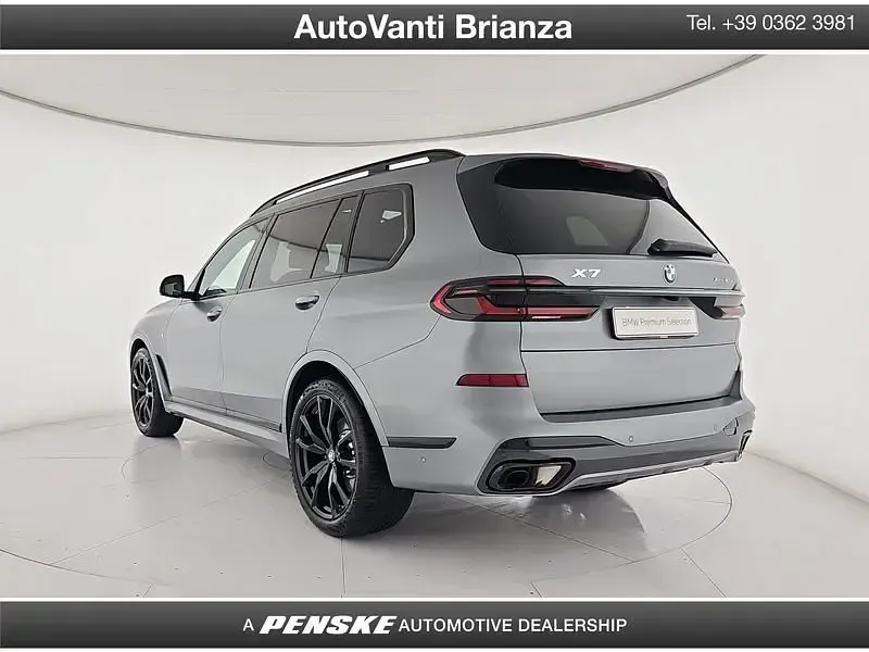 Usata BMW X7 M Sport 340 CV (250 kW) 2025 Grigio SUV