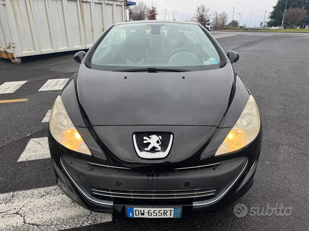 Usata Peugeot 308 CC 140 CV (102 kW) 2009 Nero Cabrio