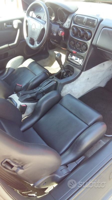 Usata Alfa Romeo GTV Lusso 150 CV (110 kW) 1996 Rosso Coupé