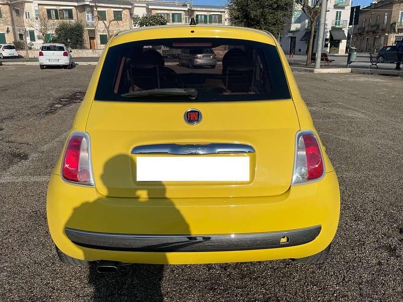 Usata Fiat 500 Lounge 69 CV (50 kW) 2011 Giallo Utilitaria