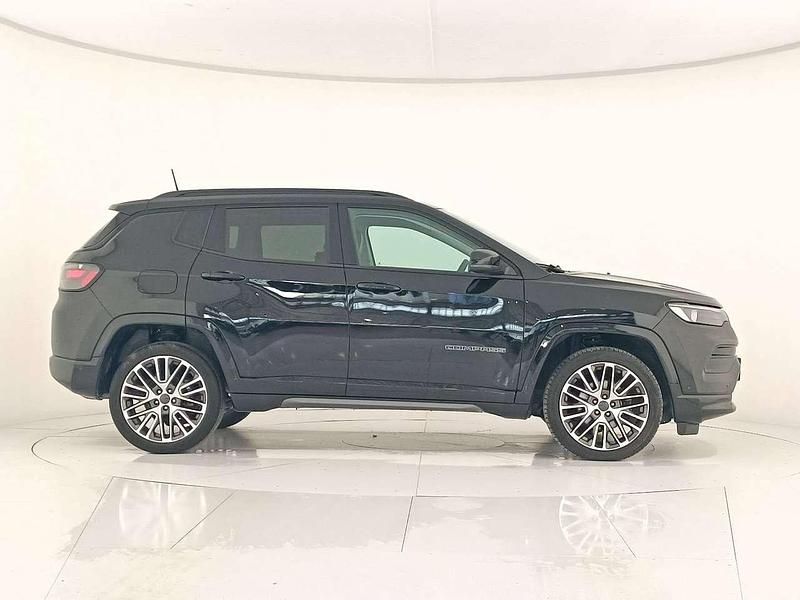 Usata Jeep Compass Summit 131 CV (96 kW) 2025 Black clear coat SUV