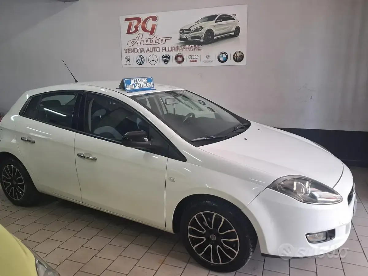 Usata Fiat Bravo 105 CV (77 kW) 2014 Bianco Utilitaria